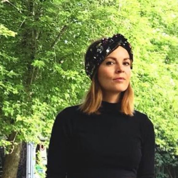 Meet your Posher, Alexandra - Picture 1 of 1
